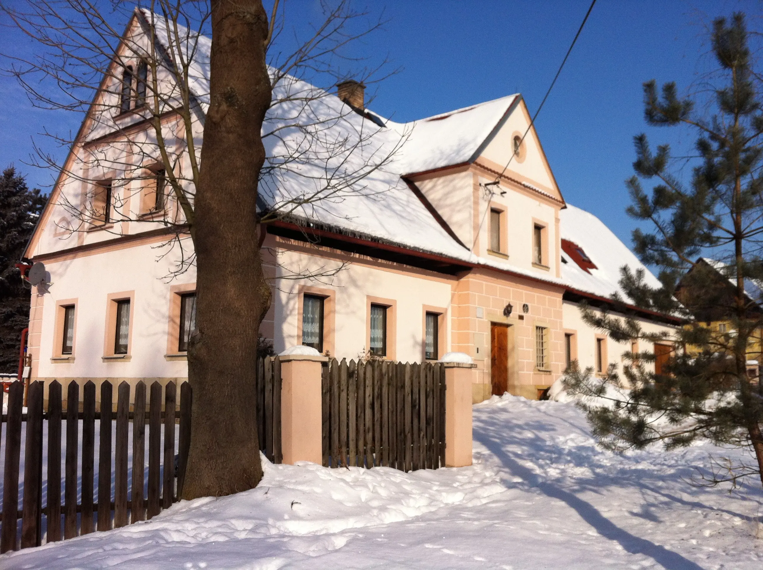 Huis 8-10 personen, hoeve / chalupa, in de winter